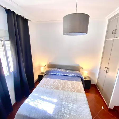 Casa Trassierra: 3-bedroom Retreat With Seasonal Shared Pool Apartment Cordoba